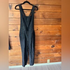 Overall jumpsuit